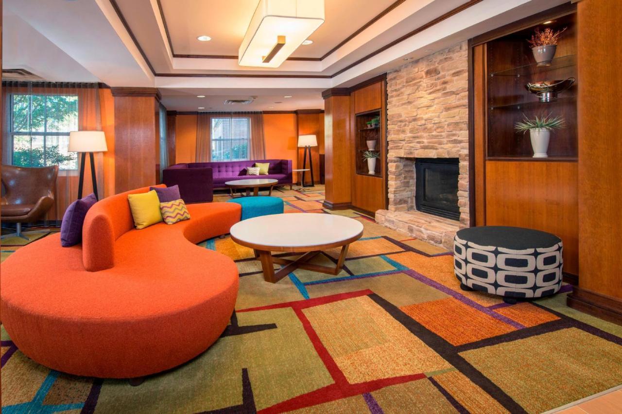 Fairfield Inn & Suites By Marriott Вильямсбург Экстерьер фото
