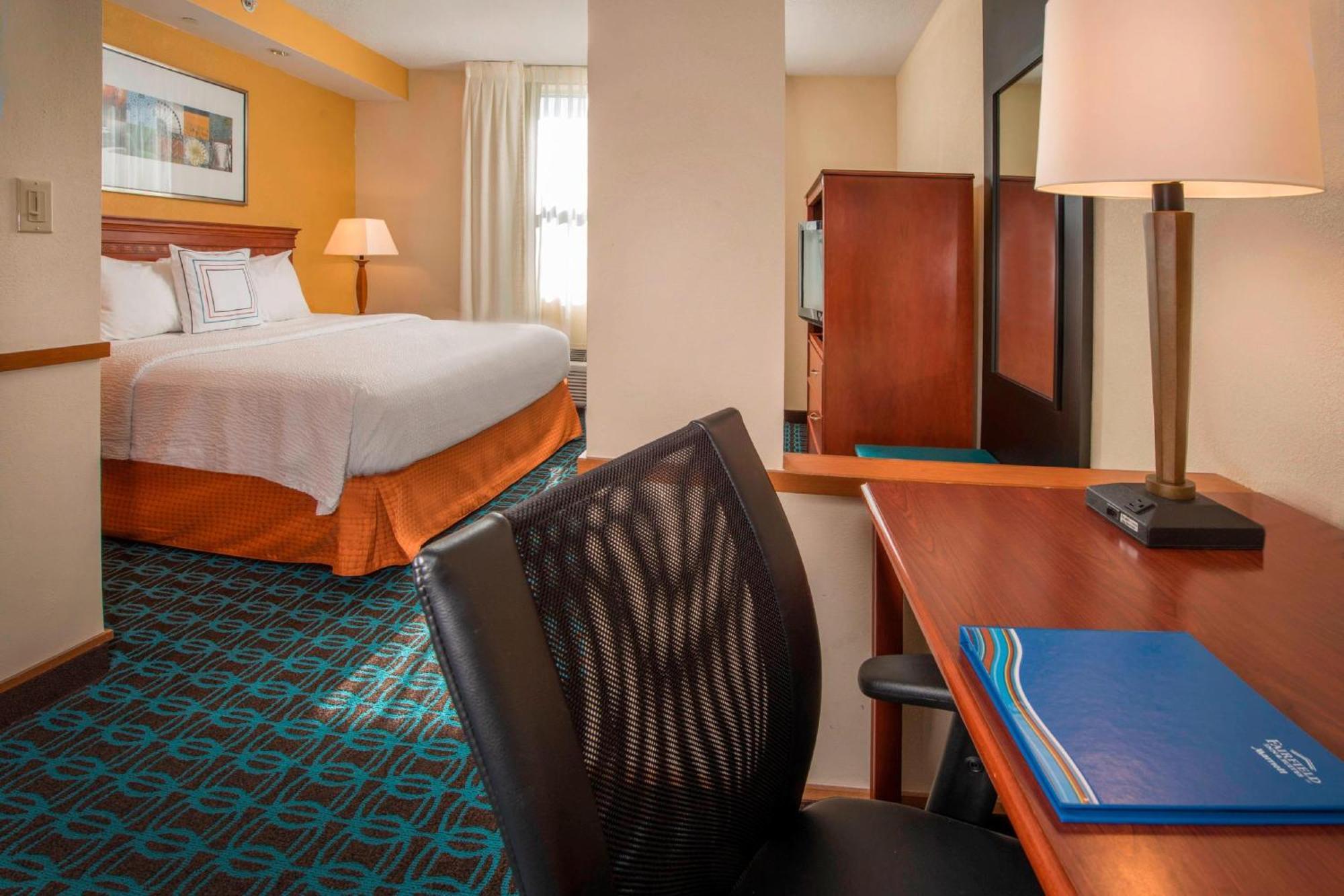 Fairfield Inn & Suites By Marriott Вильямсбург Экстерьер фото