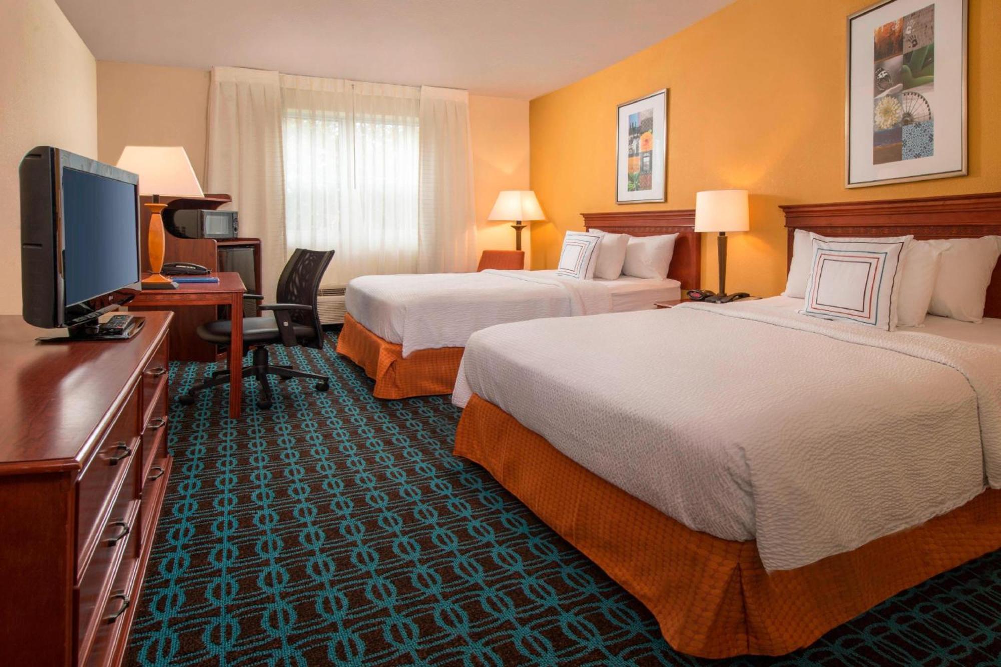 Fairfield Inn & Suites By Marriott Вильямсбург Экстерьер фото