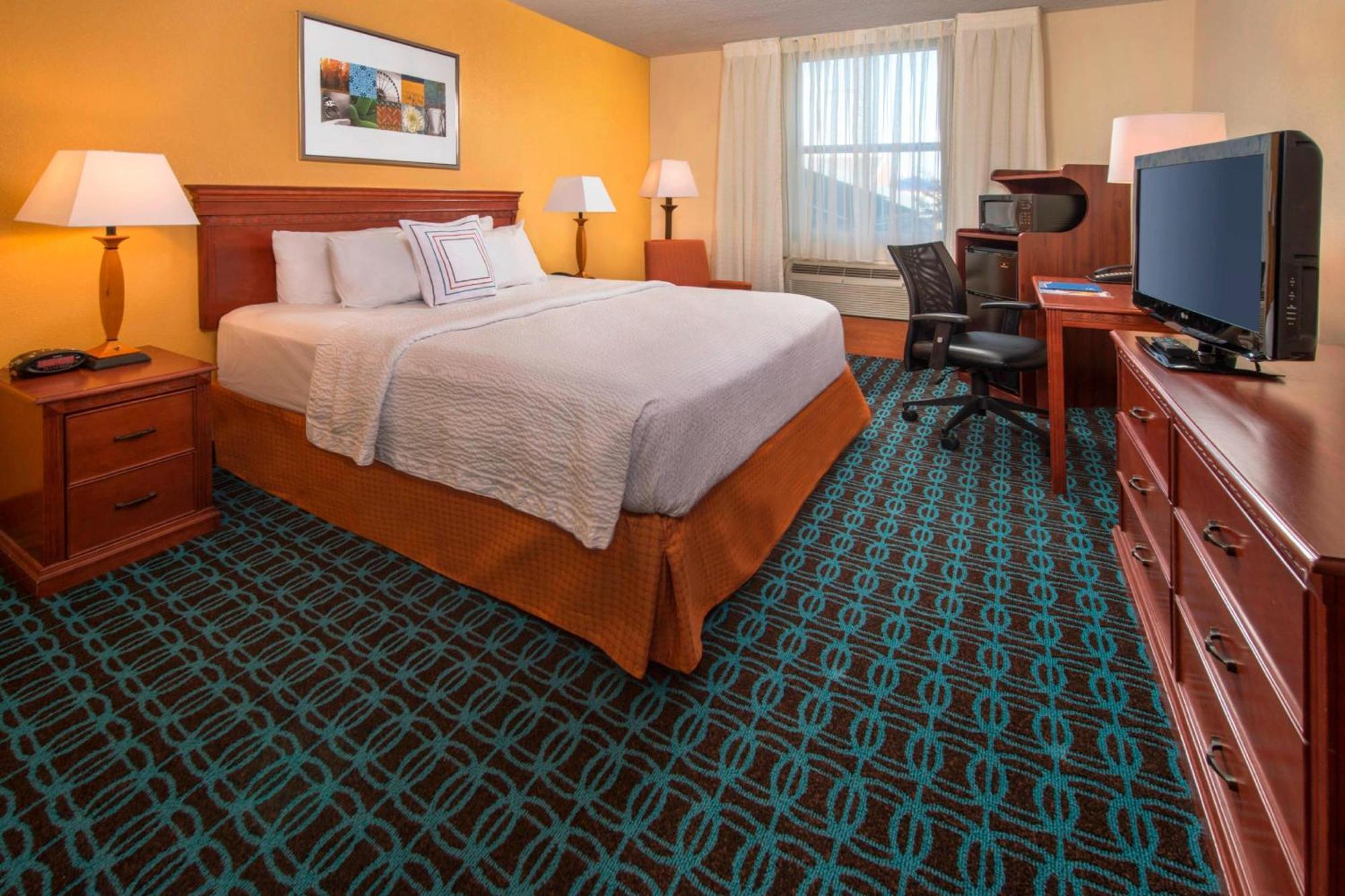Fairfield Inn & Suites By Marriott Вильямсбург Экстерьер фото