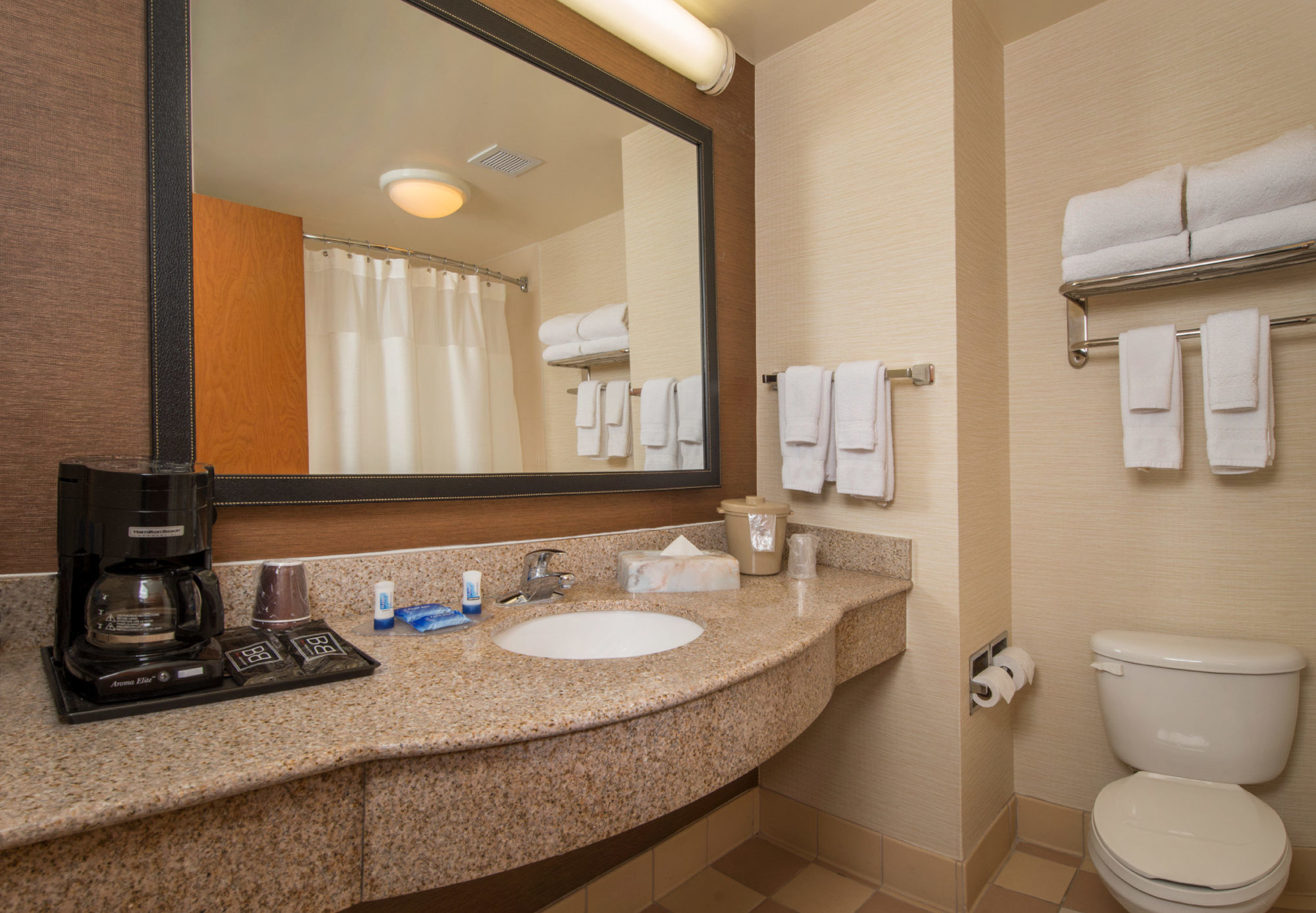 Fairfield Inn & Suites By Marriott Вильямсбург Номер фото