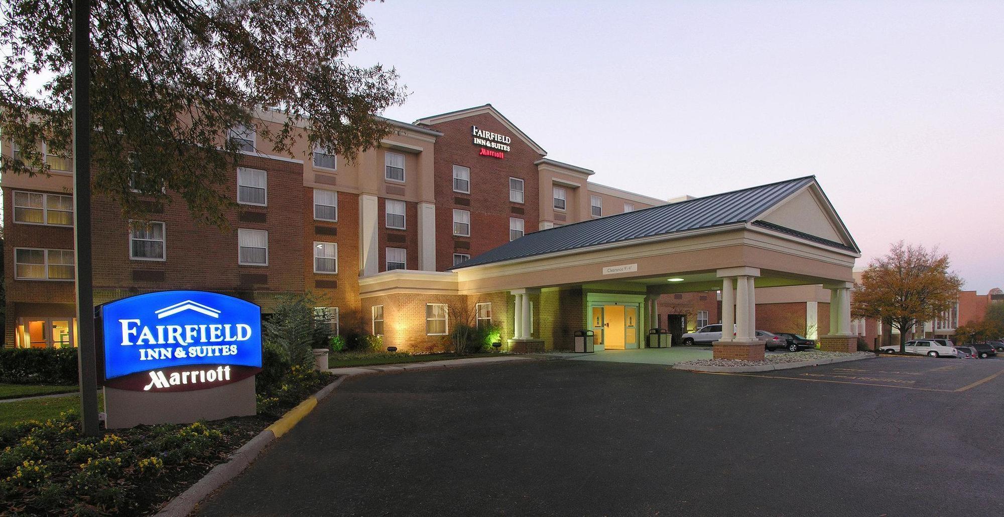 Fairfield Inn & Suites By Marriott Вильямсбург Экстерьер фото