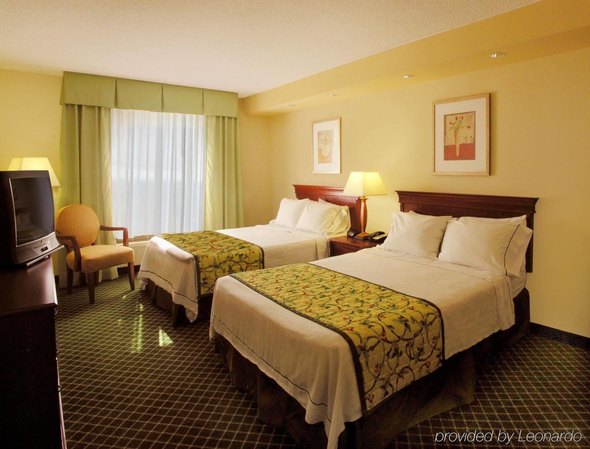 Fairfield Inn & Suites By Marriott Вильямсбург Экстерьер фото